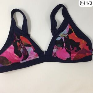 Athleta Triangle, Perforated Band Bikini Top, L